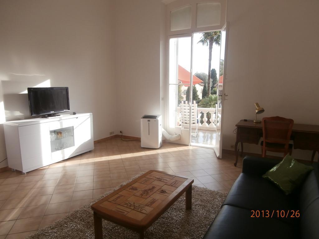 Winter Palace Cannes Habitación foto